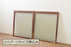 【加工実例】格子蔵戸を高品質リペア!ご希望の高さにリサイズし、現状の戸車を外し新たに付け替え。金網部分はそのままに、クリアガラスを入れ込みました。鍵、引手を取り付け、外部塗料仕上げを施しました。(建具、玄関戸、引き戸)