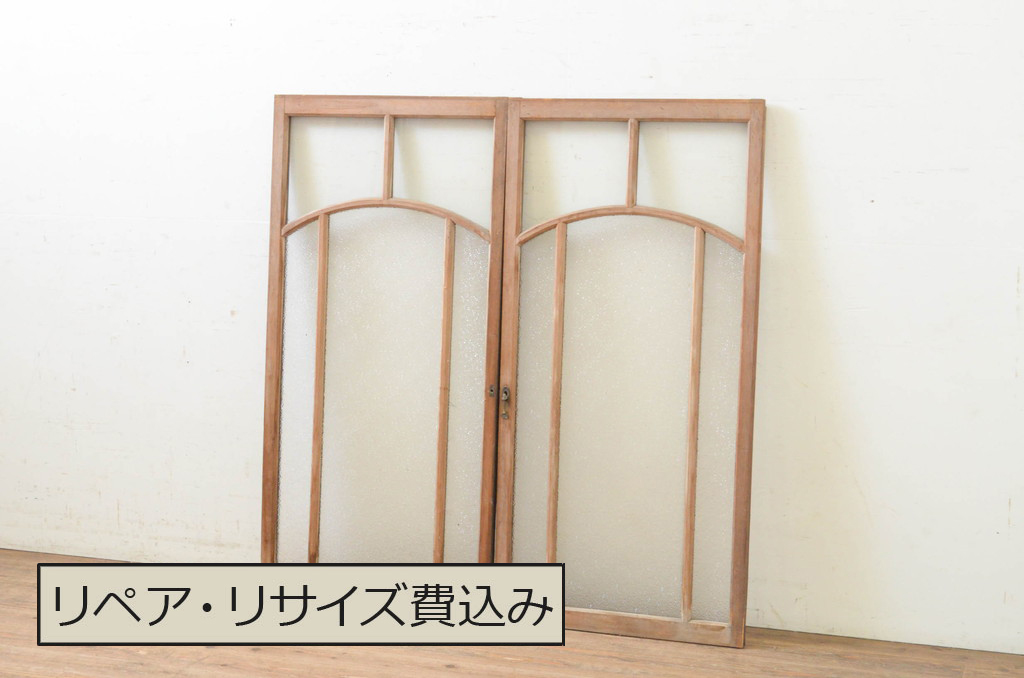 アンティーク建具　大正ロマン　ノスタルジックな雰囲気溢れる古い洋館のガラス窓2枚セット(引き戸、ガラス戸)(R-069668)