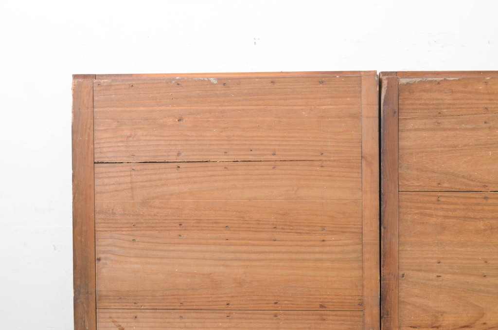アンティーク建具　落ち着いた和の空間を演出する縦浅付き板戸窓2枚セット(引き戸、格子戸)(R-069669)