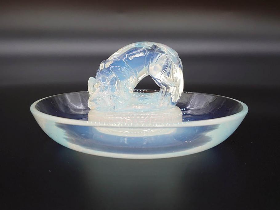 1926年 ルネ・ラリック(R.LALIQUE) キツネ オパルセントガラス