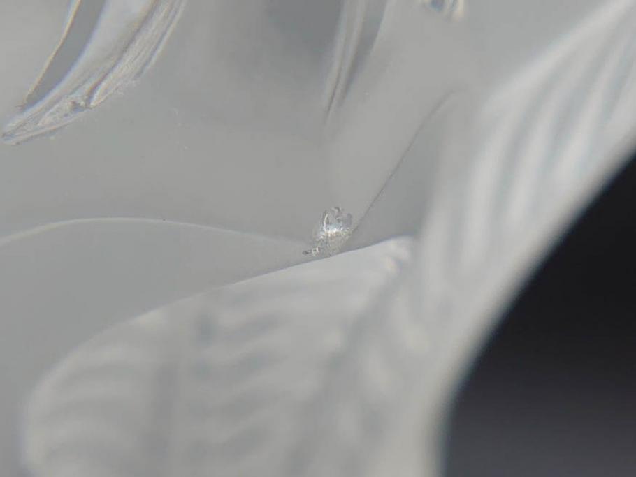 フランス　LALIQUE(ラリック)　クリスタルガラス　花のようなデザインが美しいフラワーベース(花瓶、花入、花器)(R-072307)