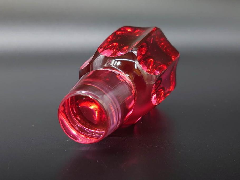 カガミクリスタル KAGAMI CRYSTAL 鮮やかな色彩と繊細なカットが カガミクリスタル KAGAMI CRYSTAL 鮮やかな色彩と繊細なカットが