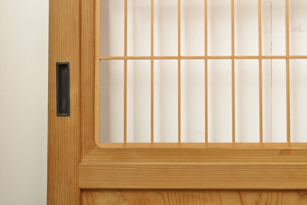 アンティーク建具　鶴と松の彫刻がなんとも風情がある板戸4枚セット(帯戸、引き戸、建具)(R-059118)