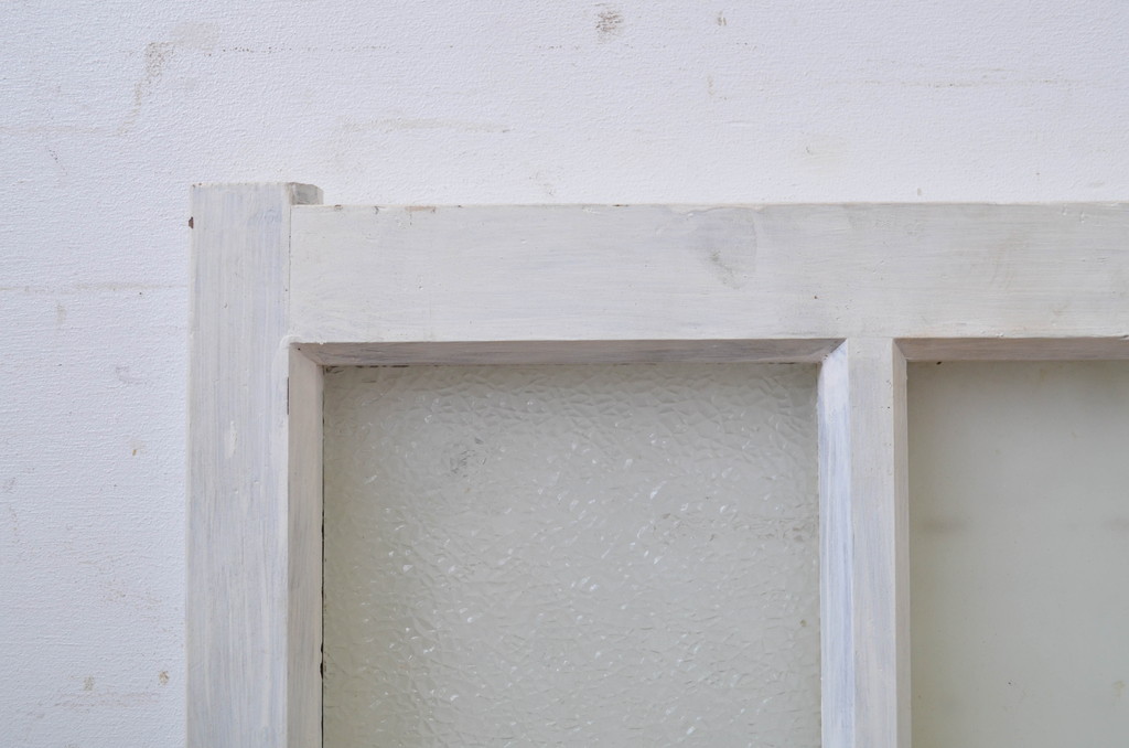 アンティーク建具　ペイント仕上げ限定　ホワイトカラーが爽やかなガラス窓2枚セット(ガラス戸、引き戸)(R-064269)