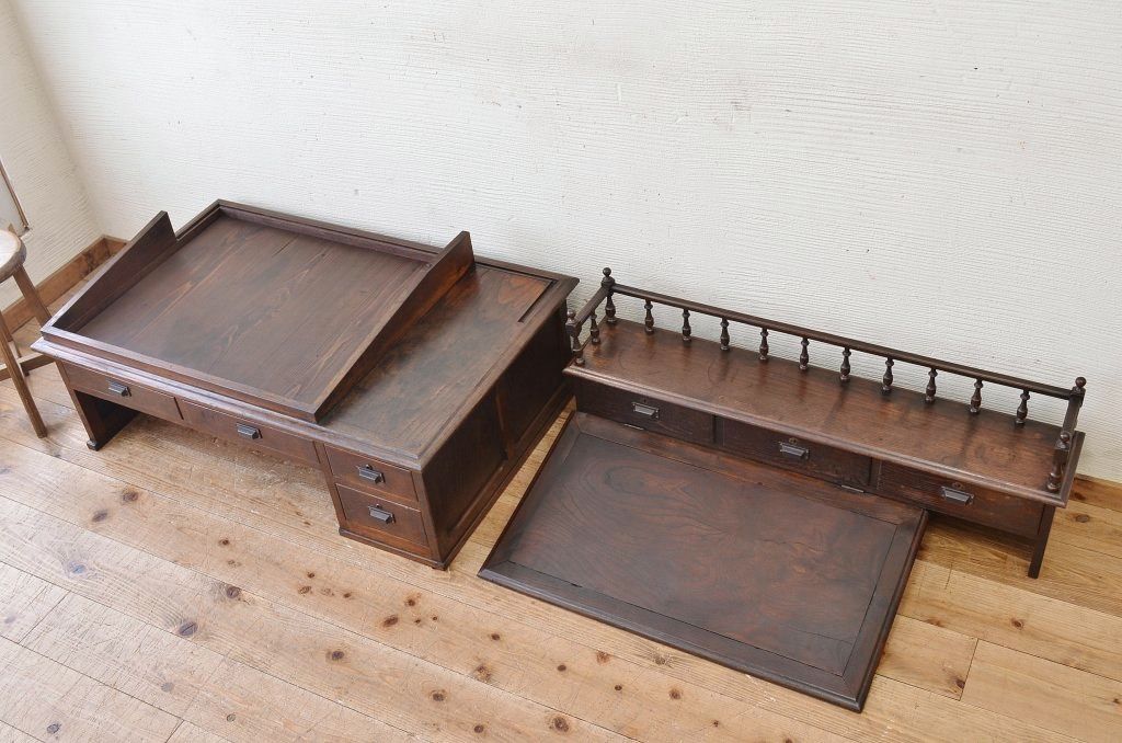 アンティーク家具　総栗材!大振りで上質な帳場机(ライティングビューロー)