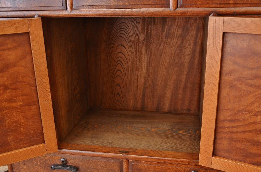 アンティーク家具　総欅!特別注文作り意匠の素晴らしい最高級茶箪笥