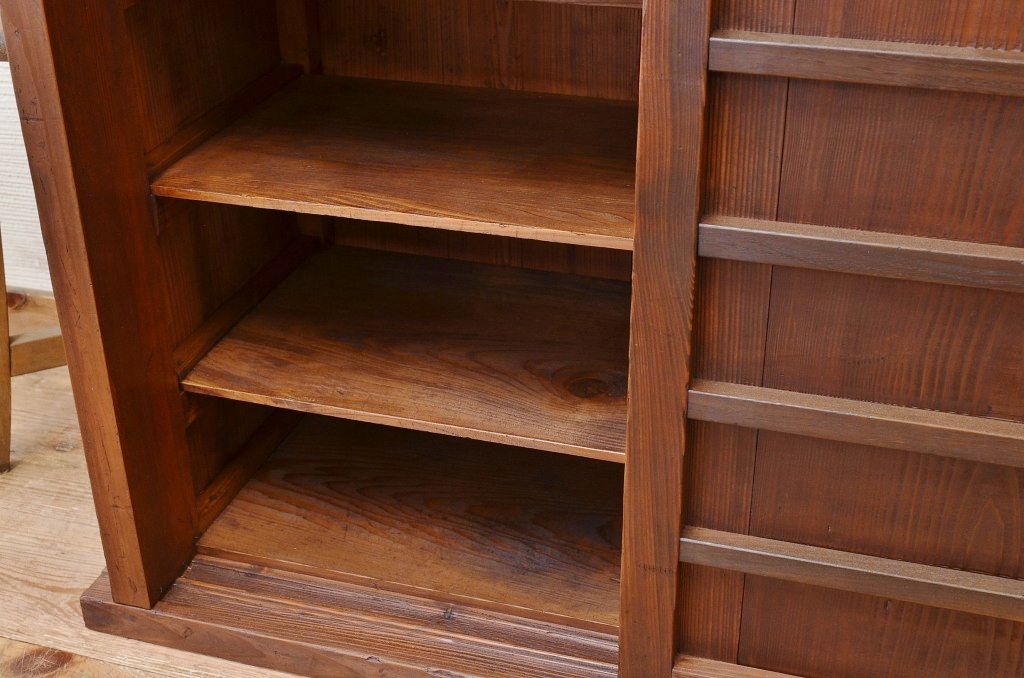 アンティーク家具 古民具 古い木の下駄箱(収納棚) ラフジュ工房