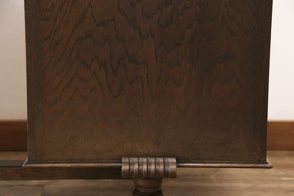 和製ビンテージ　神戸洋家具　細やかな彫刻など凝ったつくりが魅力的なデスク(両袖机、在宅ワーク、在宅用ワークデスク、ヴィンテージ)(R-053664)