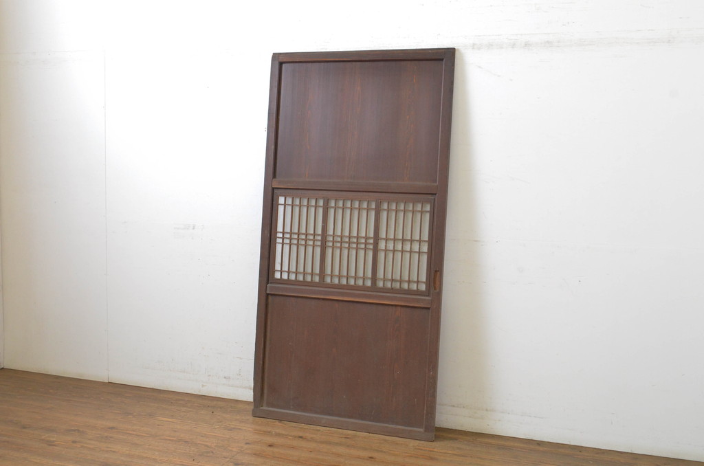 アンティーク建具　上品な和の雰囲気漂う格子ガラス入りの帯戸1枚(引き戸、板戸、ガラス帯戸)(R-064298)