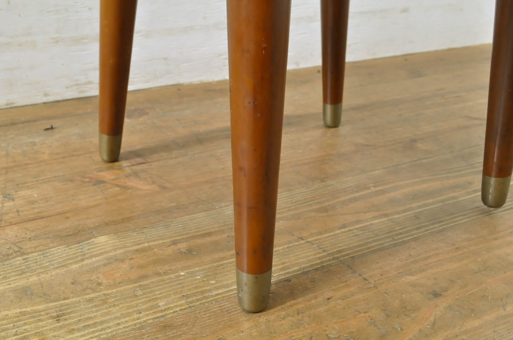 イギリスヴィンテージ　小さめのサイズ感が可愛らしい合皮スツール(丸椅子、イス、椅子、ビンテージ)(R-064169)
