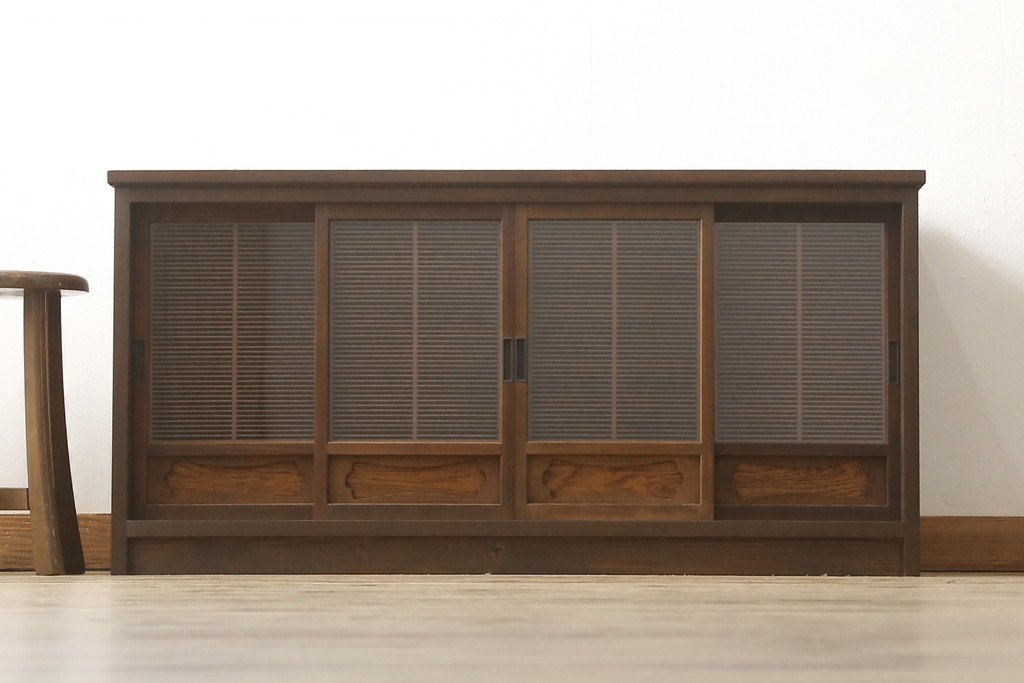ラフジュ工房オリジナル　古建具リメイク　整然と並ぶ桟がモダンな雰囲気を醸し出すテレビ台(テレビボード、ローボード、収納棚、戸棚、リビングボード)(R-059500)
