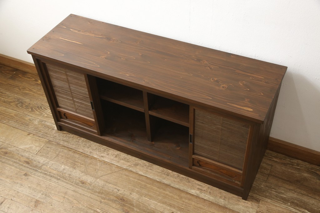 ラフジュ工房オリジナル　古建具リメイク　整然と並ぶ桟がモダンな雰囲気を醸し出すテレビ台(テレビボード、ローボード、収納棚、戸棚、リビングボード)(R-059500)