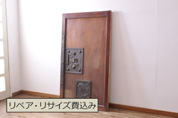 アンティーク建具　シンプルな佇まいで取り入れやすいヒノキ材製の格子戸(蔵戸、建具、玄関戸)(R-048595)