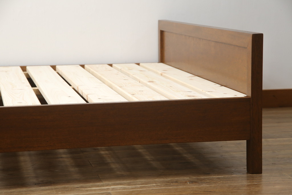 中古　DREXEL HERITAGE(ドレクセルヘリテイジ)　Triune(トライユン)　落ち着いた雰囲気づくりを叶えるベッド(セミダブル)(R-062415)