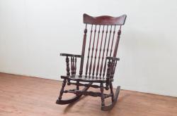 中古　超美品!!　スペイン製　バロッサバレンティ(VARO,S.A. VALENTI)　本革(レザー)　クラシカルな空間演出に活躍するオットマン(スリッパチェア、スツール、椅子、イス)(定価約16万円)(R-078118)