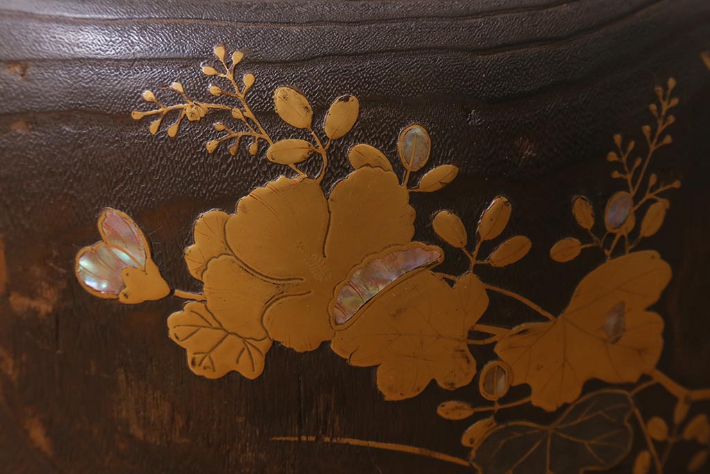 アンティーク雑貨 大正昭和初期 桐材 蒔絵・螺鈿 花鳥図が目を