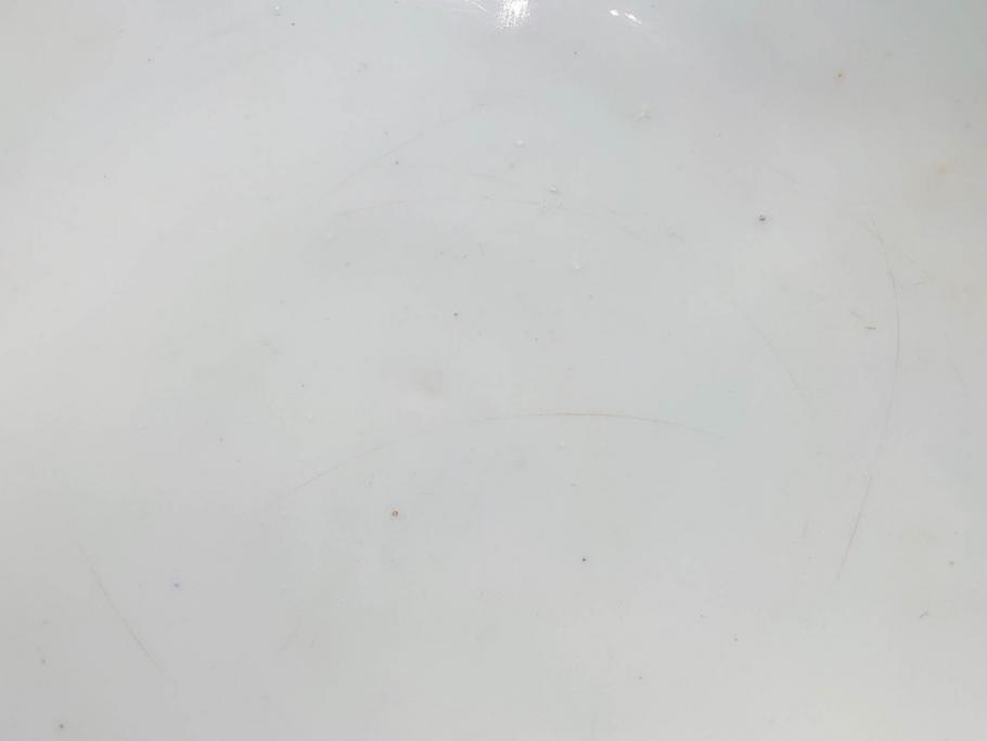 明治〜大正期　涼やかな鯉のデザインが目を引く手水鉢(深鉢、水瓶、水甕、染付、魚、笹、菊唐草、和食器)(R-078639)