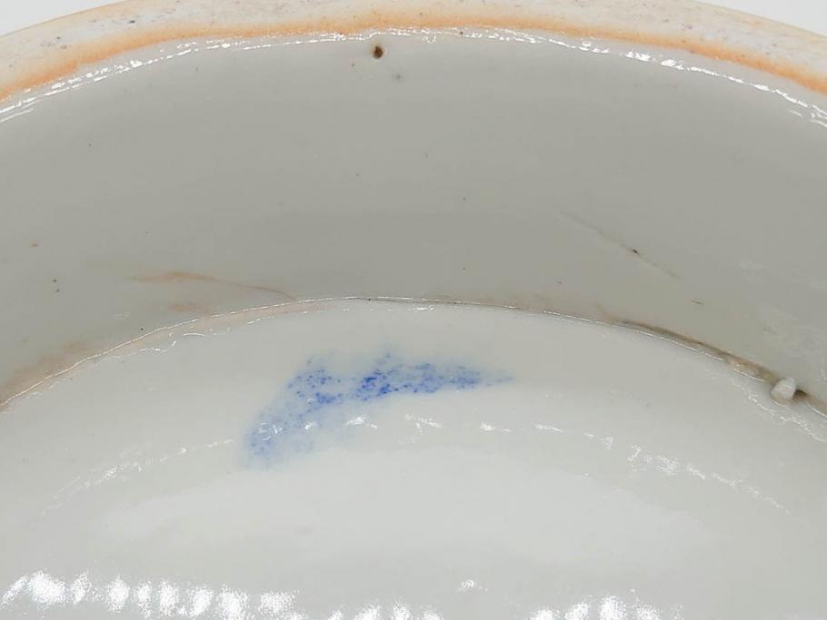 明治〜大正期　涼やかな鯉のデザインが目を引く手水鉢(深鉢、水瓶、水甕、染付、魚、笹、菊唐草、和食器)(R-078639)