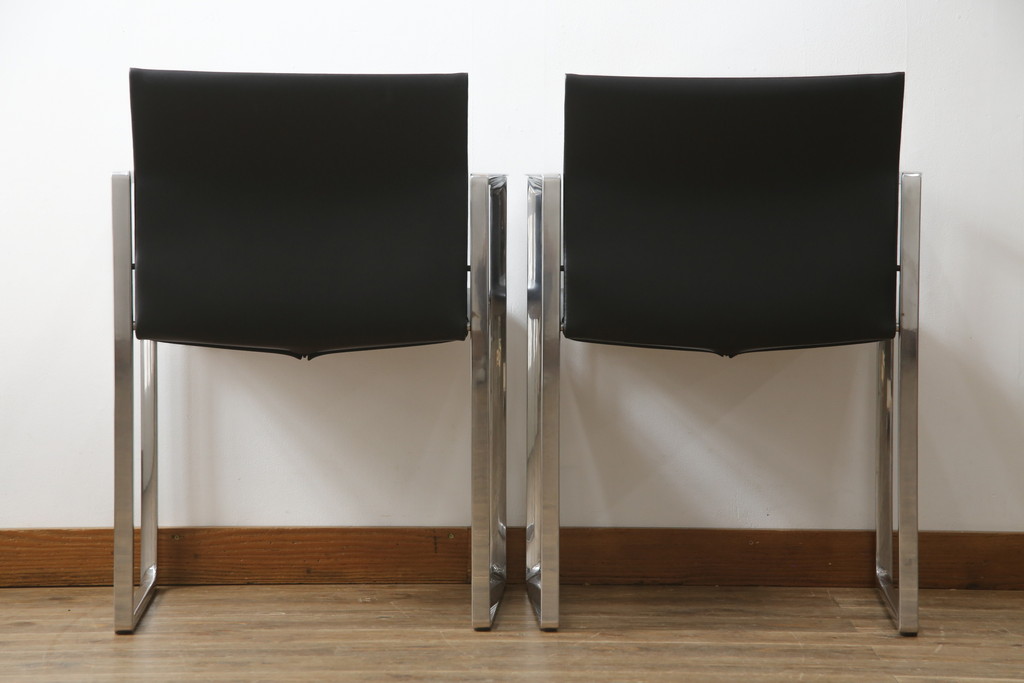 184 EVE（イヴ アームチェア） Cassina | カッシーナ・イクスシー