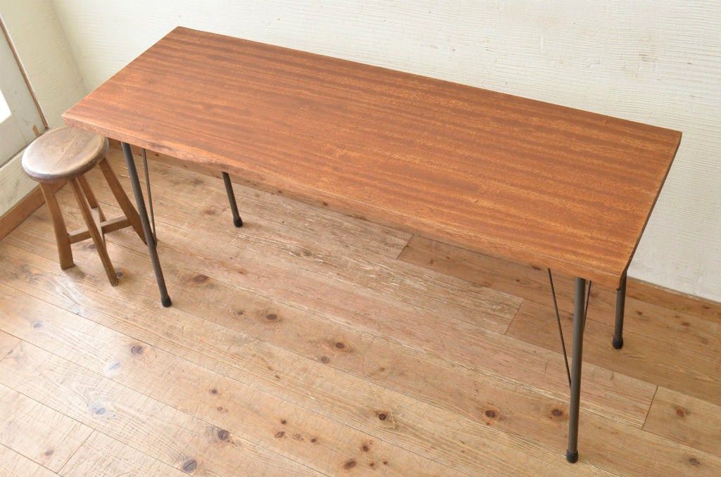 アンティーク家具　古い一枚板の鉄脚テーブル12　(机、作業台)