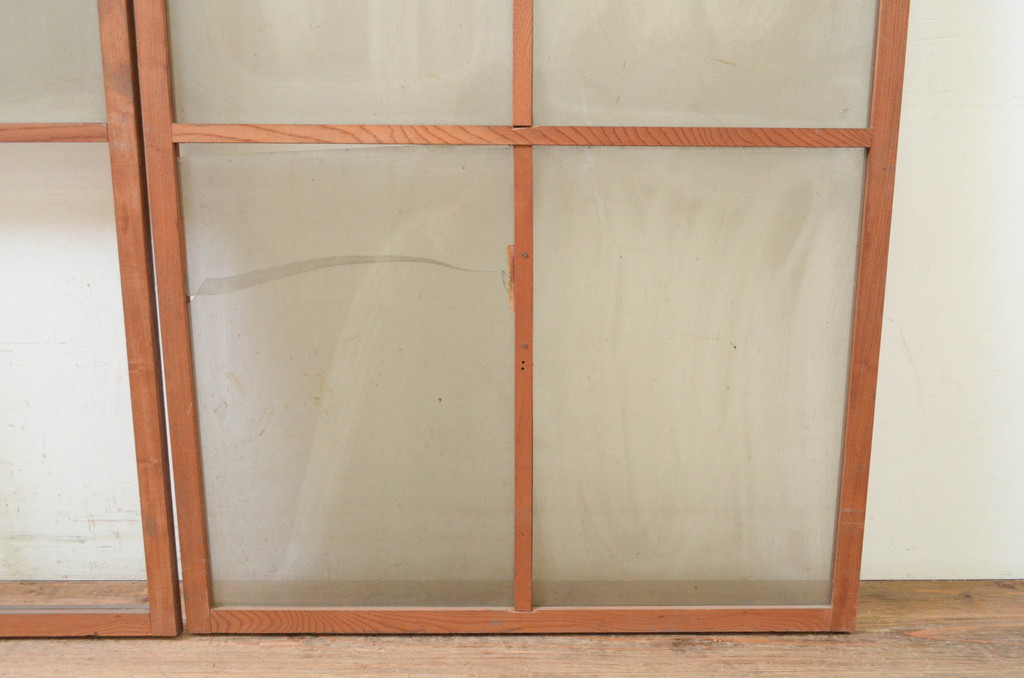 アンティーク建具　総欅(ケヤキ)材　上品な佇まいが魅力のガラス窓2枚セット(引き戸、ガラス戸)(R-069675)