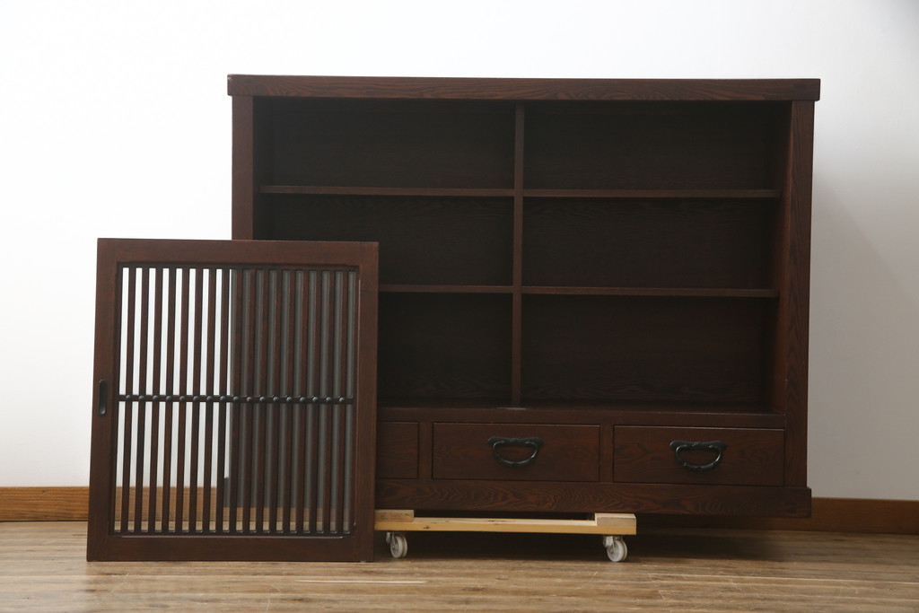 中古　美品!!　タモ材　上質な和の空間づくりにおすすめの水屋箪笥サイドボード(サイドキャビネット、収納棚、戸棚、食器棚、茶箪笥)(R-078574)