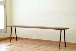 アンティーク家具　古い欅材の一枚板の鉄脚アンティークベンチ3　(長椅子)