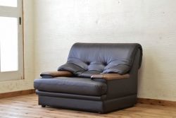 中古　カリモク製1人掛け本革ソファ