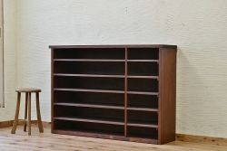 アンティーク家具　★古い木のアンティーク下駄箱(飾り棚)