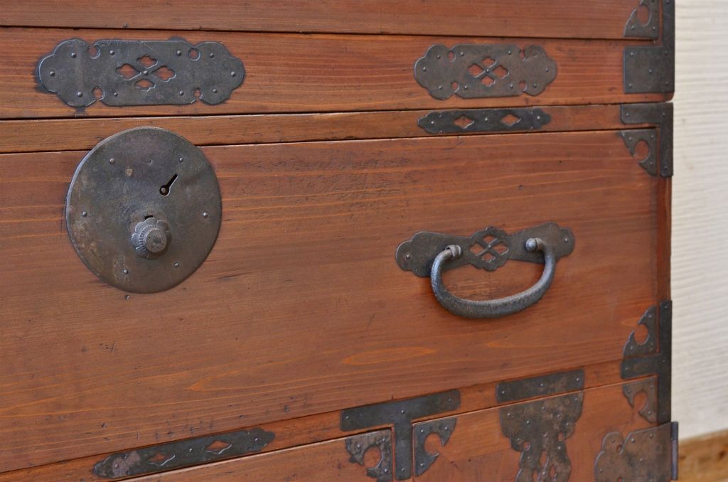 アンティーク家具　☆古民具　味のある二段重ね時代箪笥2
