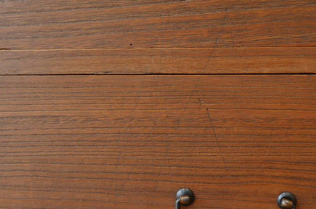 美品!シンプルなアンティークローボード(ローチェスト)