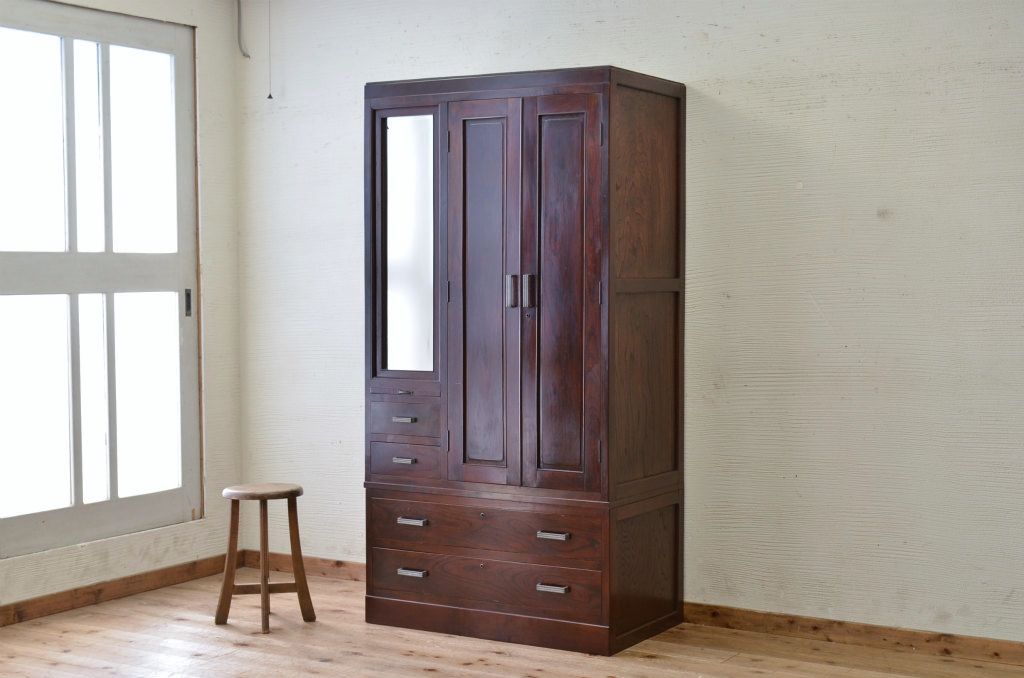 美品!古い欅材の漆の綺麗なワードローブ(洋服箪笥)