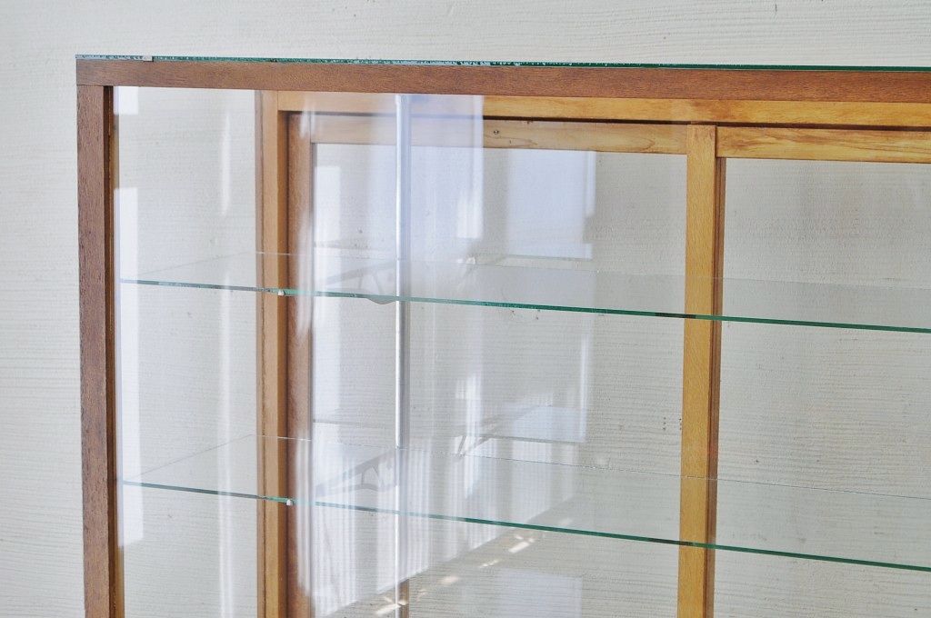 レトロ家具　古い駄菓子屋のレトロで大きなガラスケース
