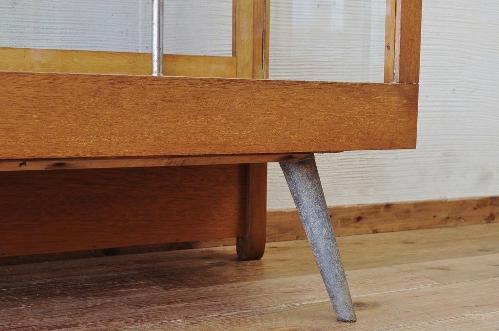 レトロ家具　古い駄菓子屋のレトロで大きなガラスケース