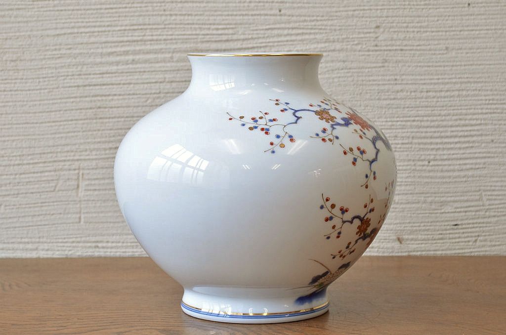 中古美品　定価20000円　深川製花瓶(有田焼)