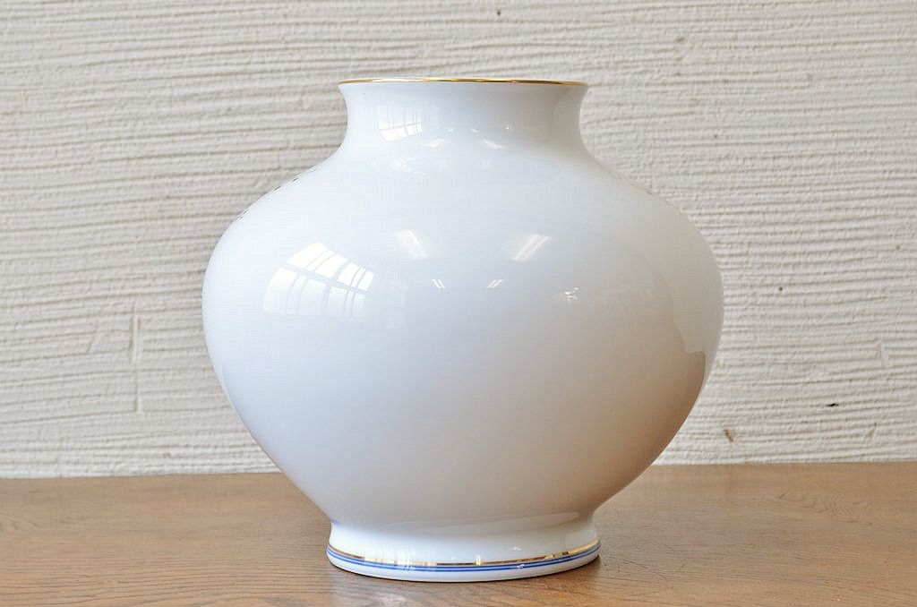 中古美品　定価20000円　深川製花瓶(有田焼)