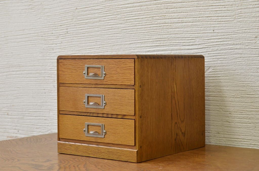 アンティーク家具　古いナラ材のアンティーク小引き出し