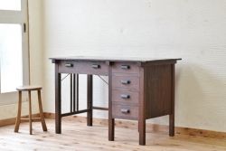 アンティーク家具　★使い込まれたアンティーク片袖机(作業台)