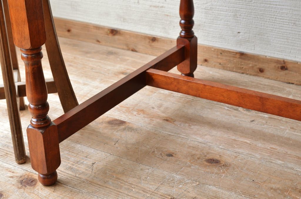 アンティーク家具　メーカー不明　作りの良いデスク(机、在宅ワーク、在宅用テーブル)