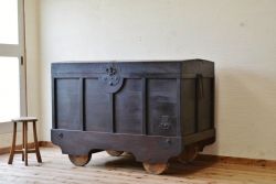 アンティーク家具　古民具　骨董　江戸時代　味の良い車長持(時代箪笥)