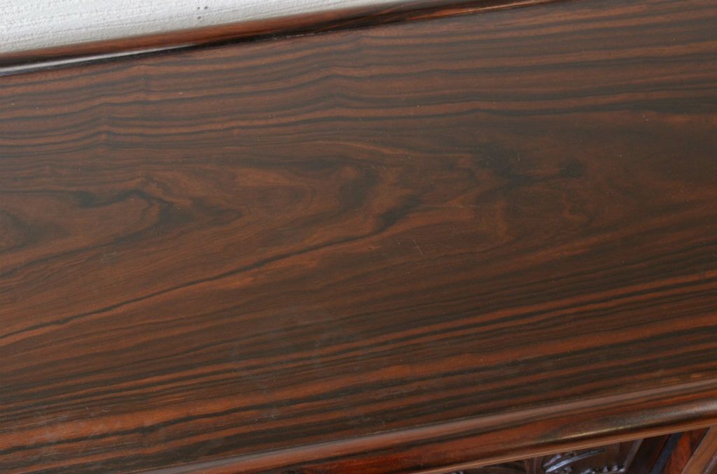 アンティーク家具　重厚!縞黒檀製の飾り棚(茶棚)