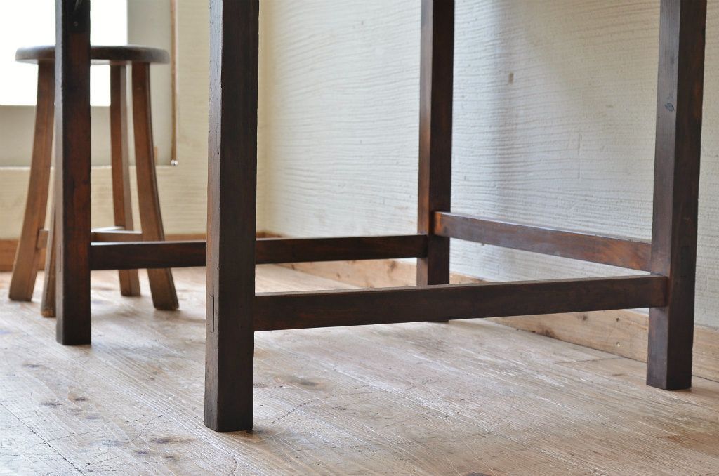 アンティーク家具　素敵な雰囲気!使い込まれた引き出し付き作業台(平机)