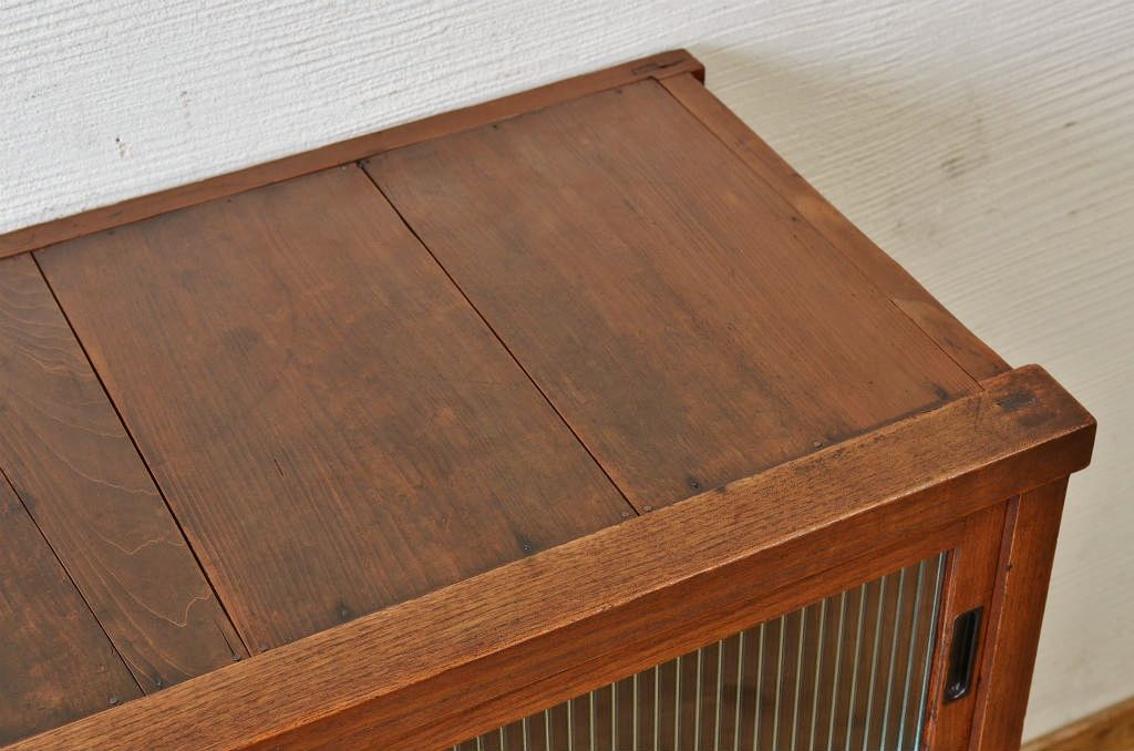 アンティーク家具　前面欅!モールガラスアンティーク収納棚(食器棚)