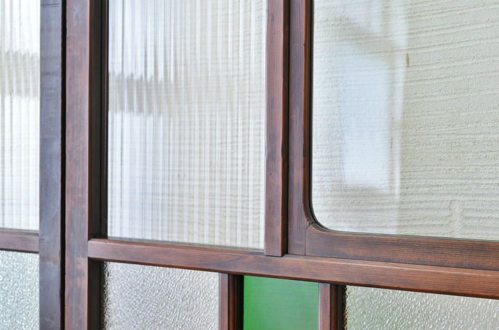 極上!色ガラス入り透かし彫り引き戸2枚セット(ガラス戸)