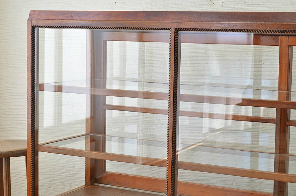アンティーク家具　引き出し付きアンティークガラスケース(ショーケース)