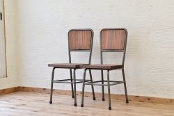 アンティーク家具　古い鉄脚のシンプルな椅子(イス)3