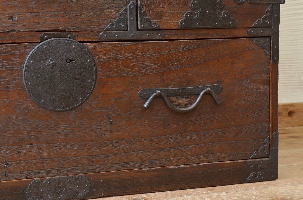 アンティーク家具　古民具　骨董　大振りな時代箪笥