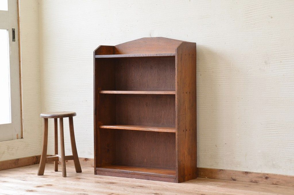 アンティーク家具　シンプルなアンティーク飾り棚(本棚)