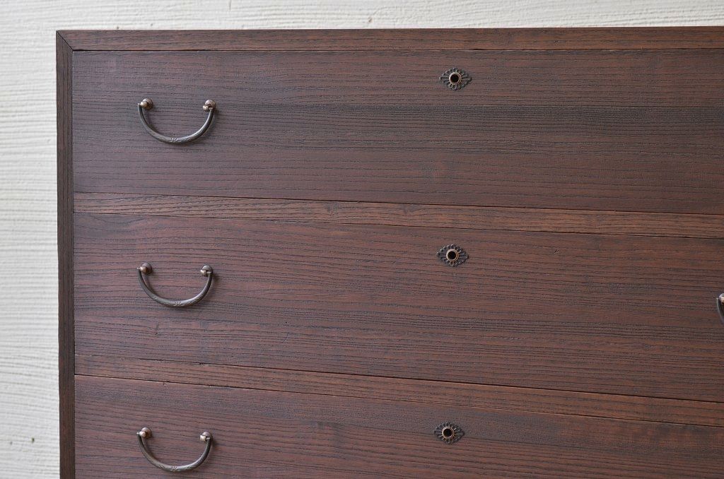 アンティーク家具　☆古い桐材の二段重ね箪笥(桐箪笥、桐たんす)