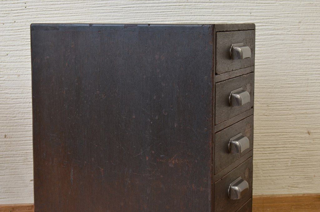 アンティーク家具　使い込まれたアンティーク小引き出し